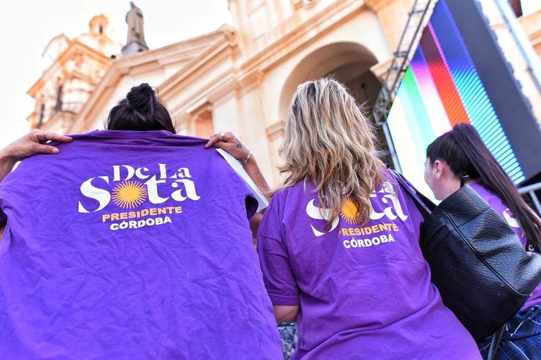 Homenaje a De la Sota