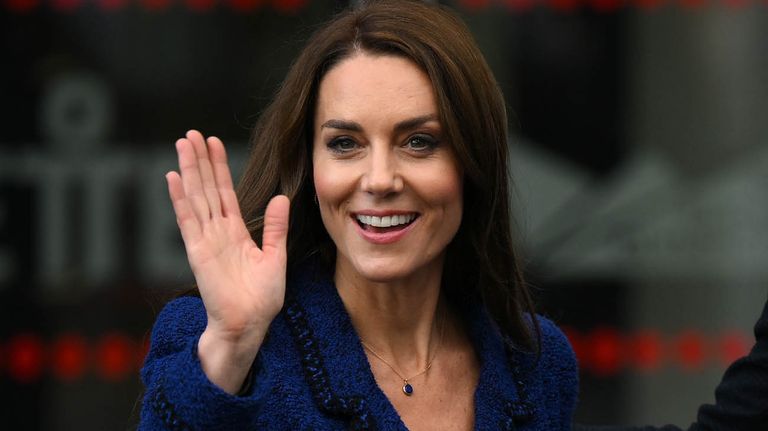 La princesa de Gales, Kate, anunció el viernes que padece cáncer y que comenzó un tratamiento de quimioterapia