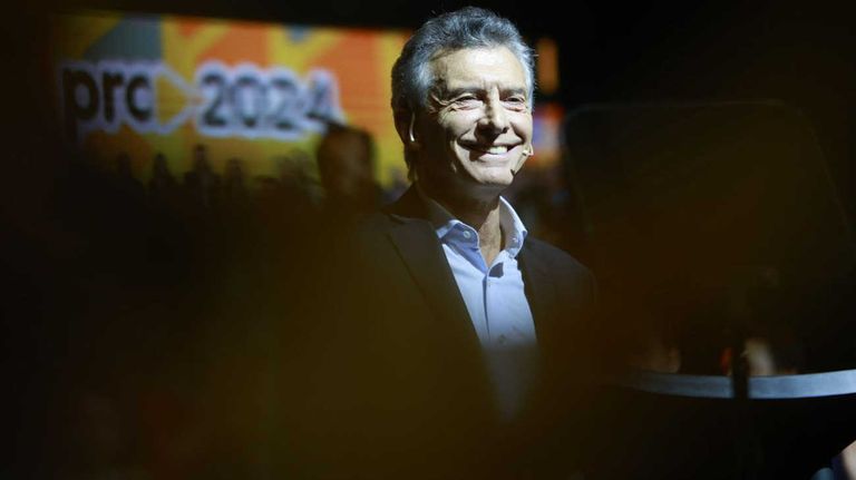  Macri asumió formalmente como presidente del PRO