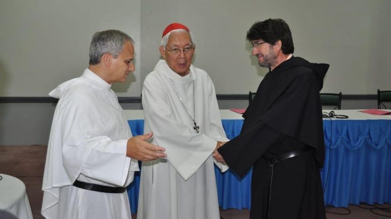 Alejandro Antón - Cura párroco amigo del Papa León XIV