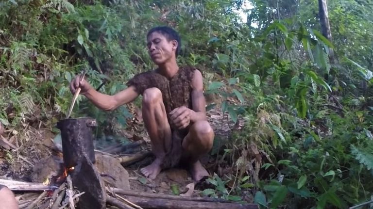 Ho Van Lang tarzan vietnam
