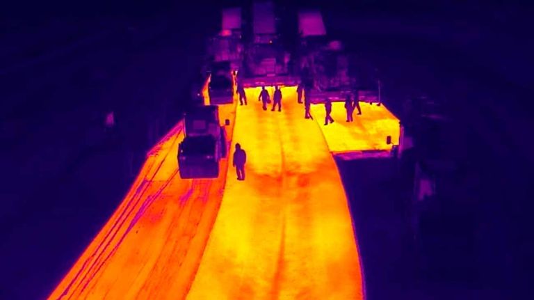 Cómo es la tecnología para colocar 43 mil toneladas de asfalto en la pista del Autódromo