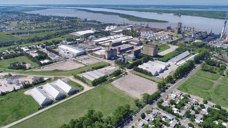 Planta de la empresa Moviport S.A., puerto de San Nicolás.