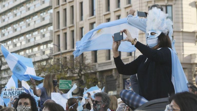 12-O Banderazo 20201012