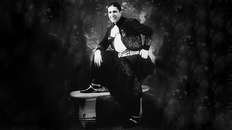 Carlos Gardel 20220622