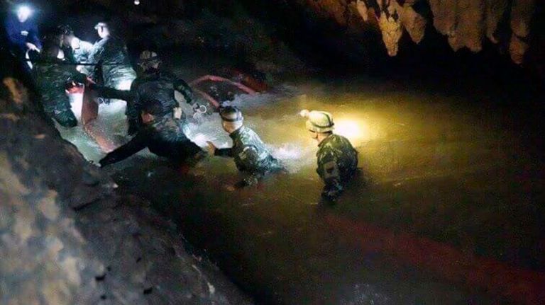 rescate-cueva-tailandia-07062018-01