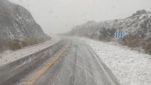 Llegaron las primeras nevadas a La Cumbrecita.