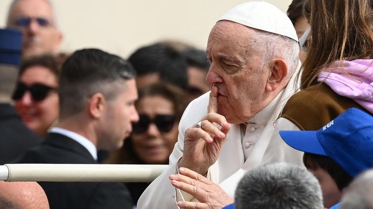 El Papa Francisco Internado
