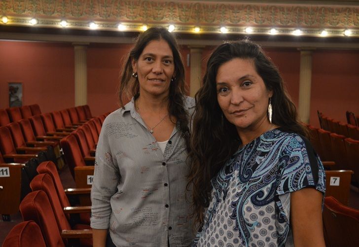 Directoras Flores Rojas