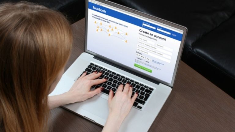 mujer bozal facebook 27112019
