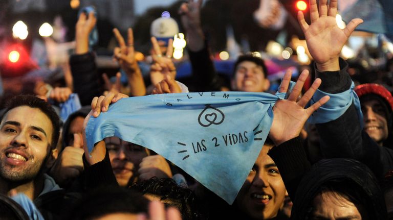 votacion-senado-aborto-AP-08-08-2018