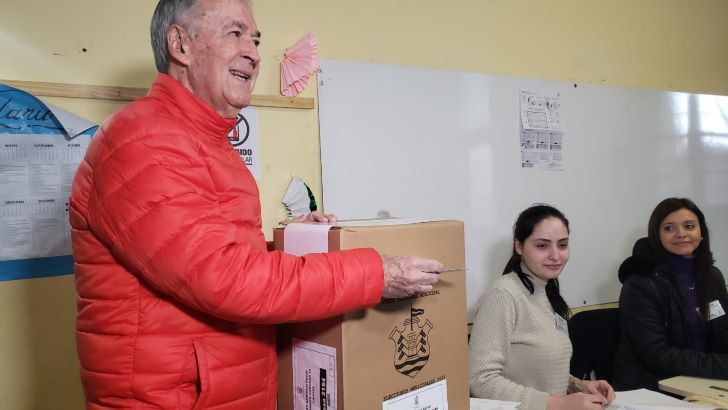 23-07-2023 Schiaretti voto intendente Córdoba
