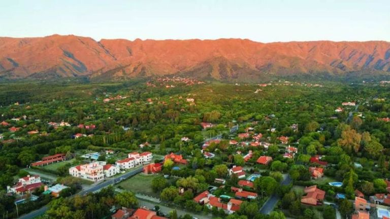0629_VILLA DE MERLO
