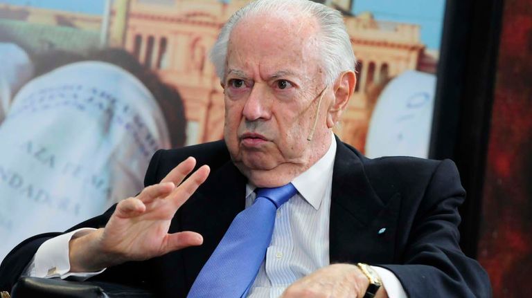 Carlos Corach, en la entrevista con Jorge Fontevecchia.