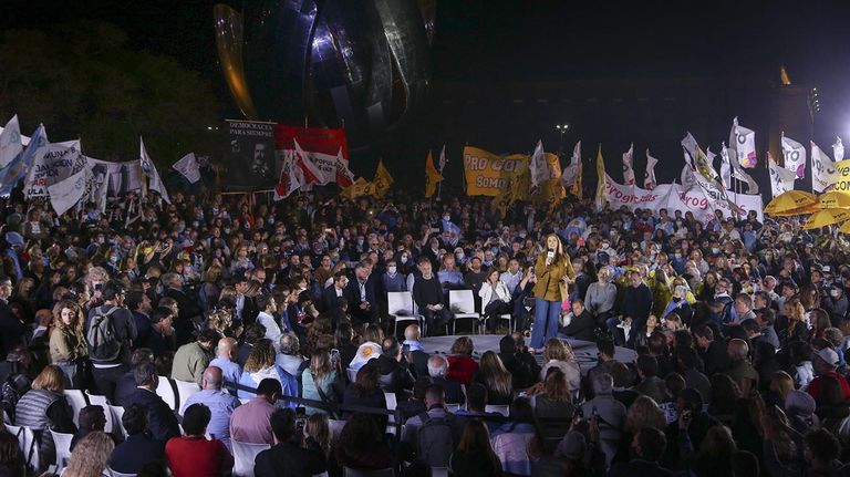 Cierre de campaña JXC 20211110