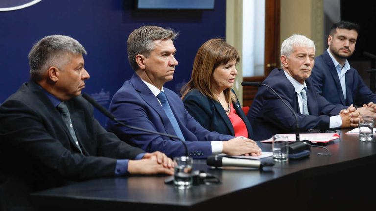 Patricia Bullrich conferencia de prensa 20240214