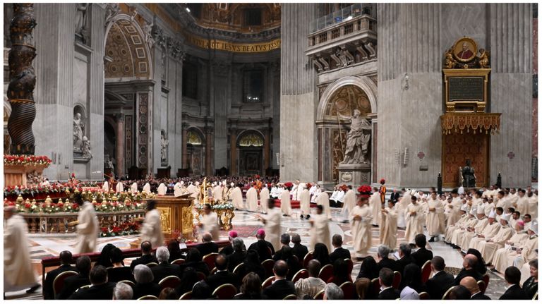 papa francisco misa del gallo 24122022