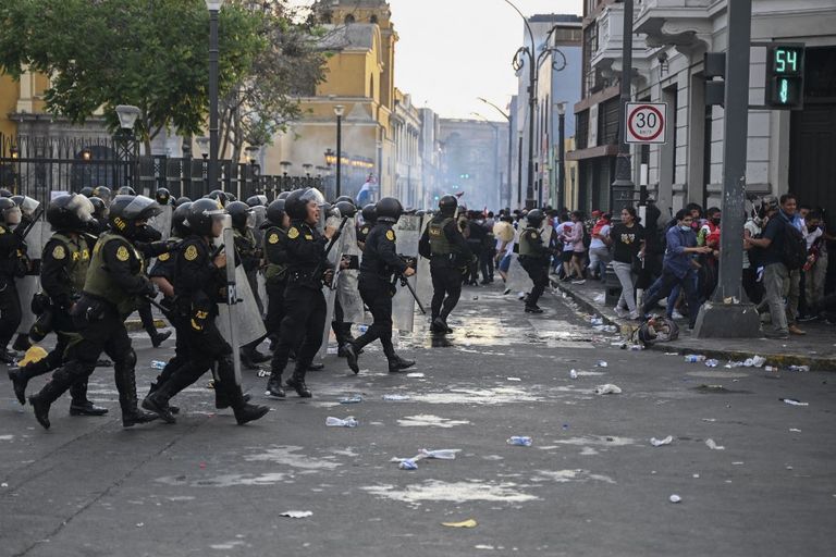 Disturbios en Lima 20230119