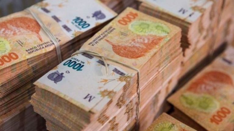 pesos argentinos