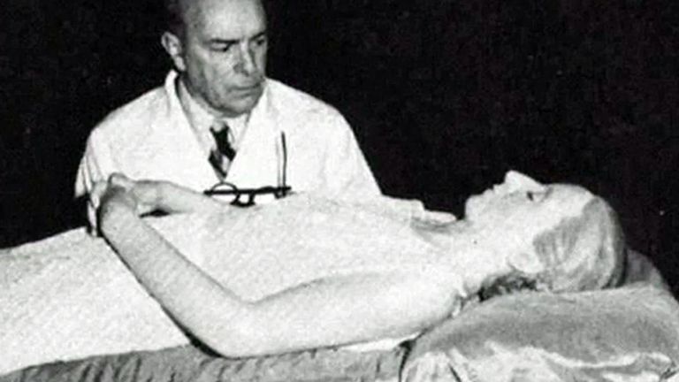 Intimidad del secuestro y desaparición del cadáver de Evita