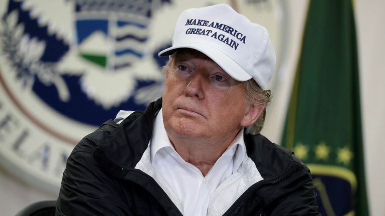 Donald Trump, desde la frontera con México.