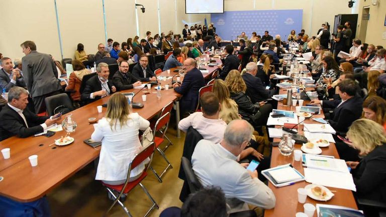 El plenario de comisiones alcanzó el dictamen de mayoría 20220309