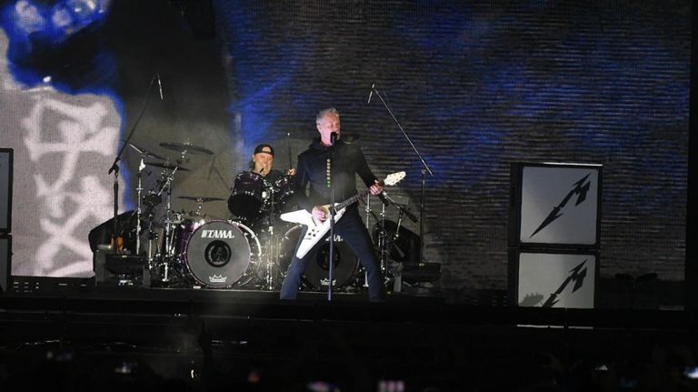Metallica hizo vibrar el Campo Argentino de Polo.