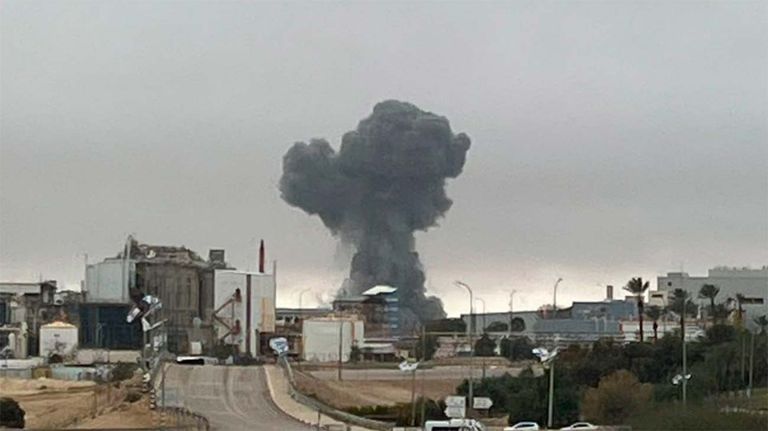 Ataque en fábricas de la zona de Neot Hovav 29032026