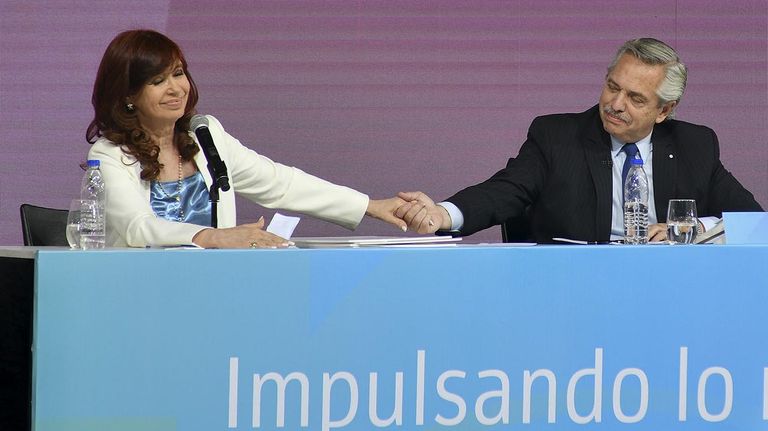100 años de ypf Alberto Fernández y Cristina Kirchner 20220603