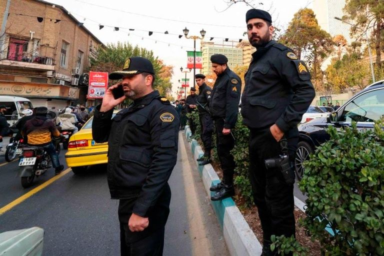 Kulthum Akbari Iraní 10082025