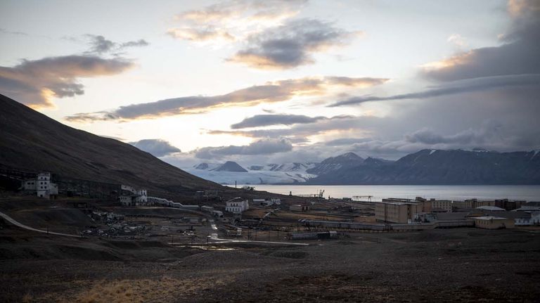 Ciudad de Pyramiden 20220207