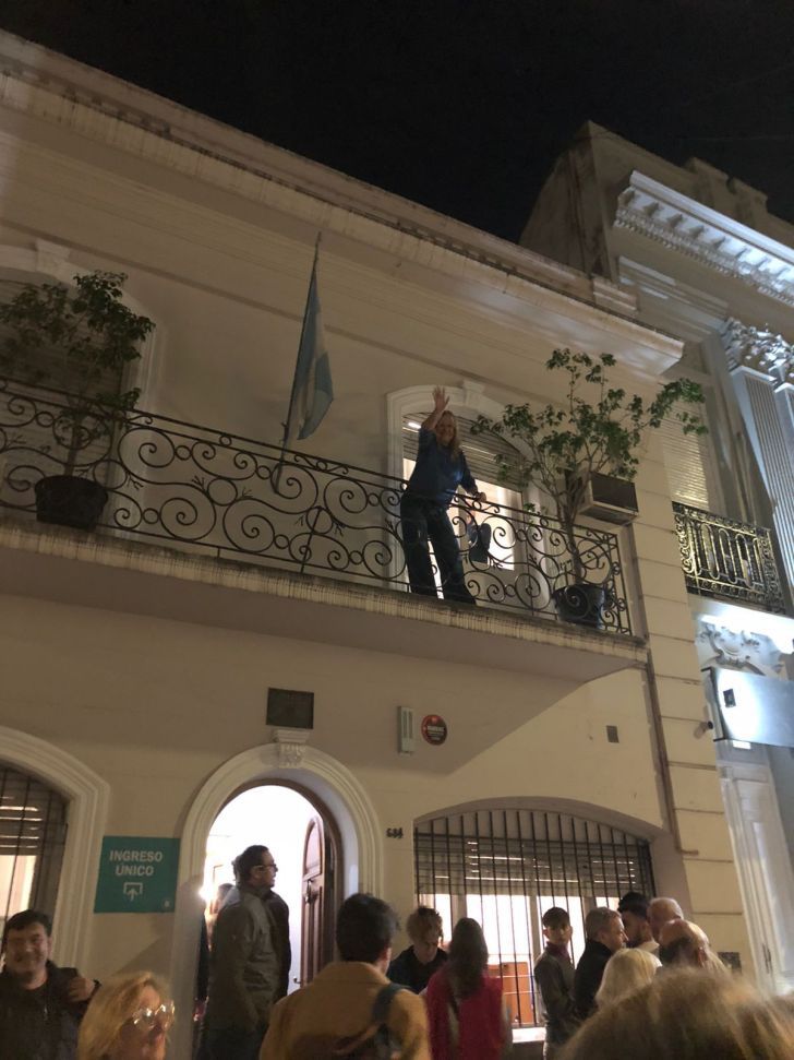 Marta Vidal en el balcón