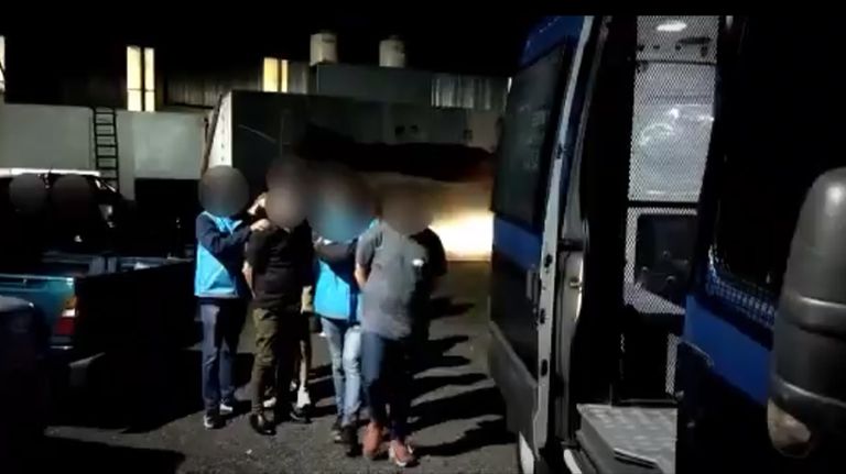 Detenidos por estafas bancarias