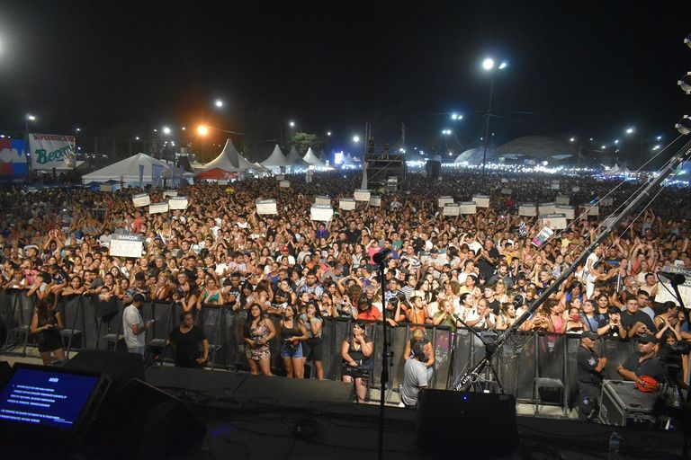 Predio del Festival de Colectividades repleto