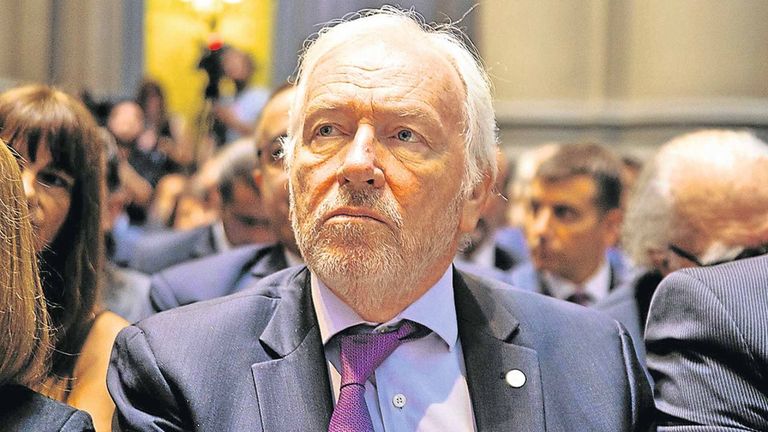 Carlos Mahiques