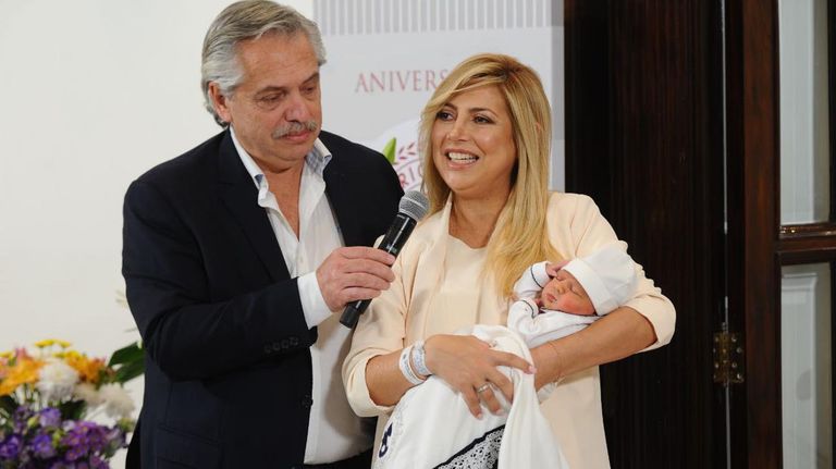 Declaraciones del presidente y la primera dama tras el nacimiento de su hijo Francisco 20220414