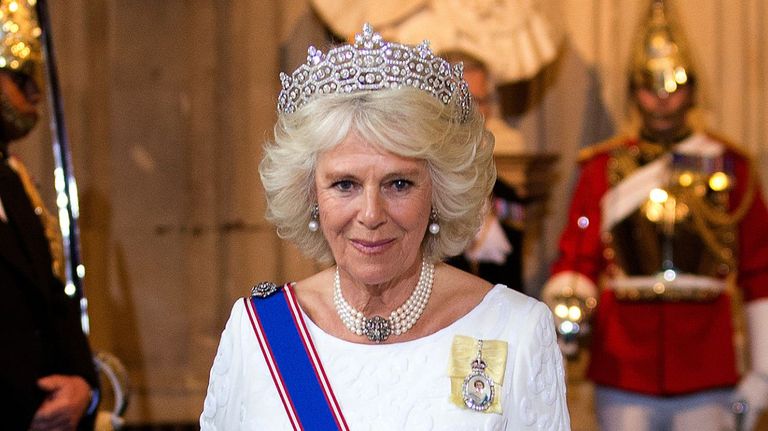 La corona de la reina Camilla