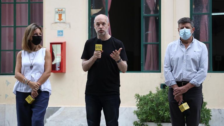 Conferencia de prensa de Horacio Rodríguez Larreta y funcionarios 20220118