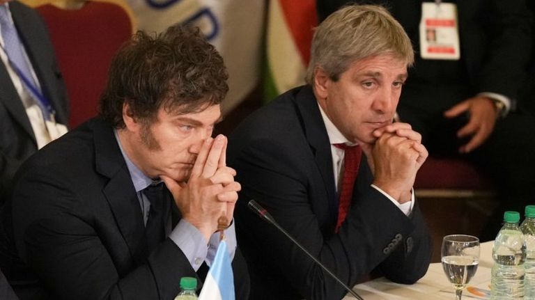 Javier Milei y Luis Caputo