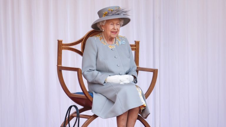 reina isabel windsor harry meghan