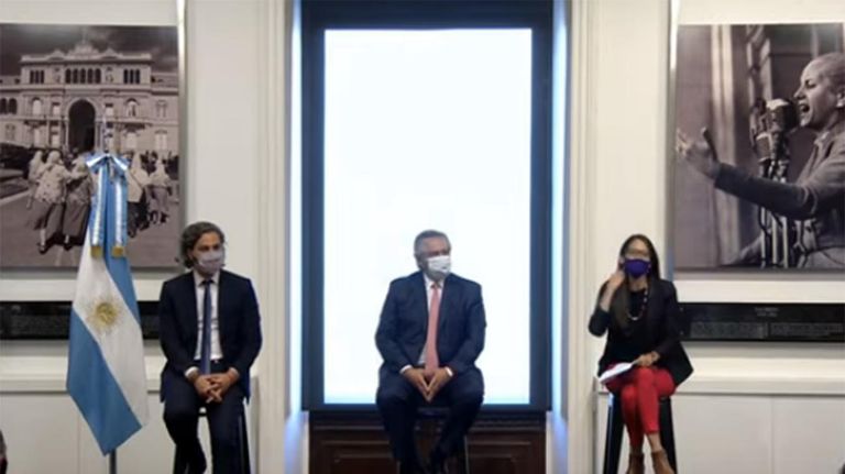 Presidente homenajeó al activista César Cigliutti 20201110