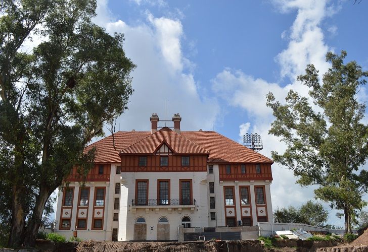 El castillo del Jockey Club
