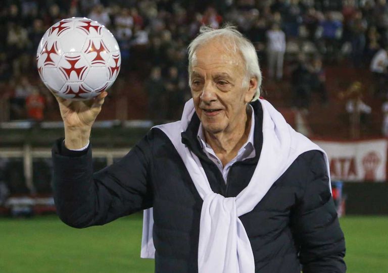César Luis Menotti