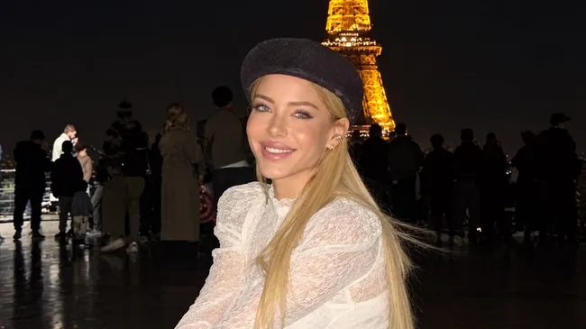 Las mejores fotos de las vacaciones de Evangelina Anderson en París