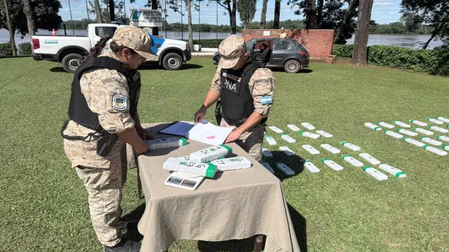 Con la ayuda del can detector Andy, Prefectura secuestró más de 332 kilos de marihuana en Misiones