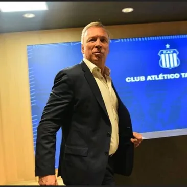 Jaque al Rey: los movimientos que condicionan el futuro de Andrés Fassi en Talleres
