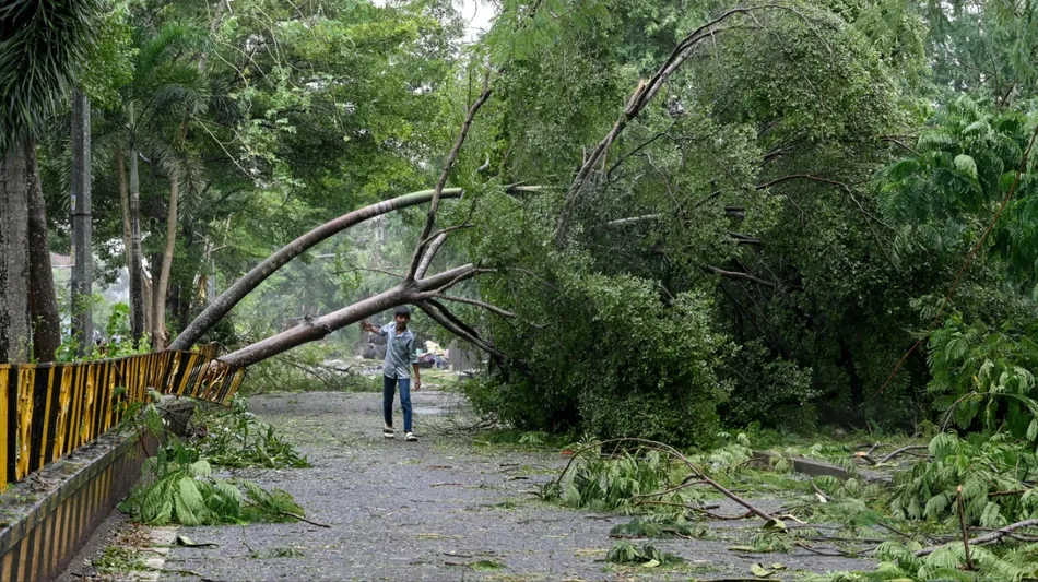 Ciclón Arnab: azotó India con ráfagas de 150 km/h, dejó 3 muertos y más de 150.000 evacuados