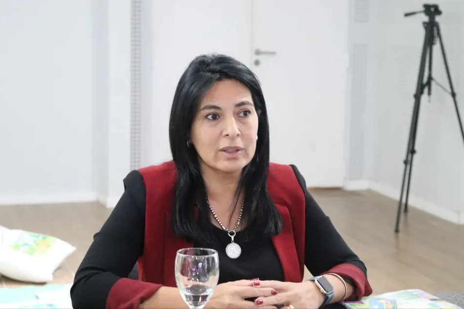 Femicidio de Nancy Godoy: la ministra Ana Miño rompió el silencio, confirmó un sumario interno y la relocalización de escuelas rurales
