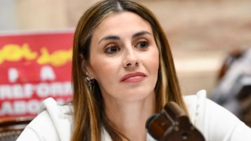 "La frontera argentina no es un pasillo VIP": Marcela Pagano presentó una denuncia penal por el paso de Flávio Bolsonaro por Puerto Iguazú