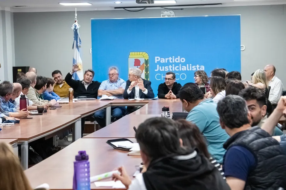 Capitanich activa su sucesión en Chaco: el PJ convocó a internas abiertas para elegir candidatos en 2027
